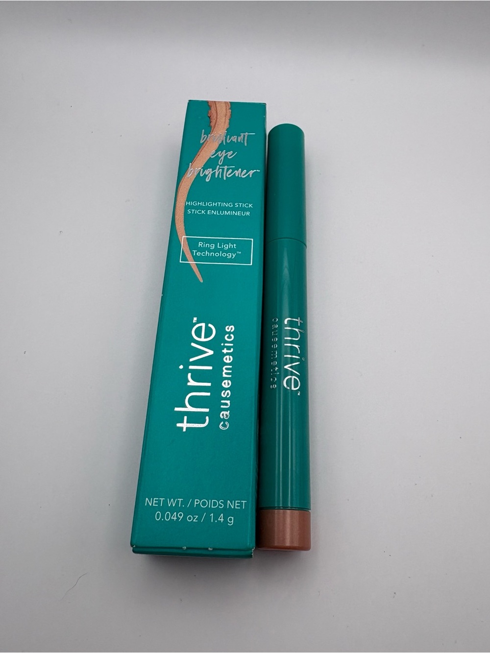 Thrive Cosmetics Brilliant Eye Brightener Highlighting Stick Shade: AURURA NIB